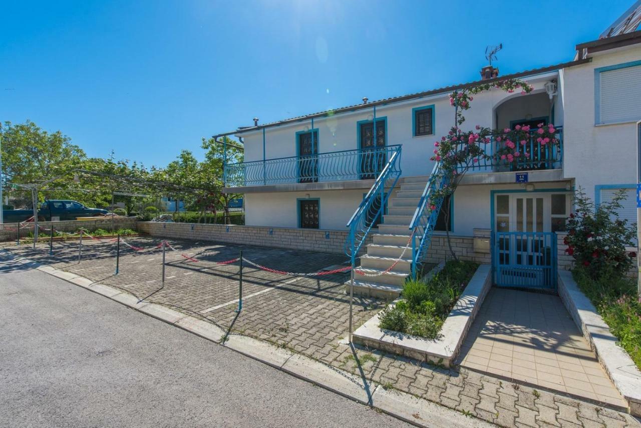 Apartments Kiki Spada Poreč Oda fotoğraf